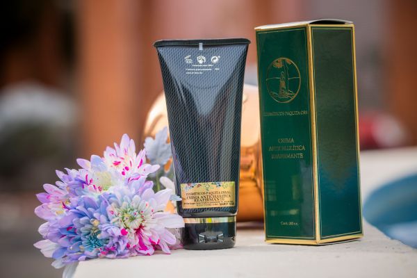 Crema Anticelul&iacute;tica Reafirmante